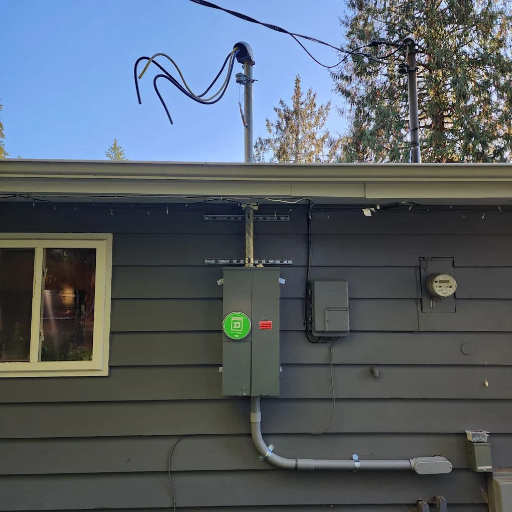 Indoor/Outdoor Smoke Detector's image